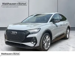 Grau Gebraucht 2022 Audi Q4 Sportback e-tron Performance SUV | 33.590 € (Fairer Preis)