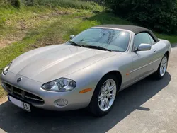 Silber Gebraucht 2002 Jaguar XK8 Cabrio | 26.900 € (Etwas zu teuer)