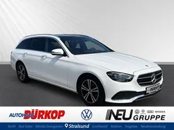 Weiß Gebraucht 2020 Mercedes E220 Limousine | 34.900 € (Teuer)