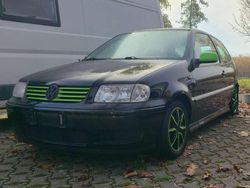 Schwarz Gebraucht 2002 VW Polo Limousine | 3.500 €