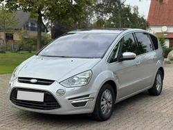 Grau Gebraucht 2012 Ford S-MAX Titanium Van / Kleinbus | 4.500 € (Guter Preis)