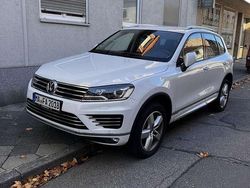Weiß Gebraucht 2017 VW Touareg Terrain Tech SUV | 23.000 € (Etwas zu teuer)