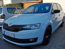 Weiß Gebraucht 2014 Skoda Rapid Drive Limousine | 9.500 € (Etwas zu teuer)