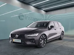 Grau Gebraucht 2023 Volvo V60 Plus Kombi | 39.440 € (Etwas zu teuer)