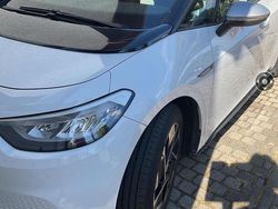 Weiß Gebraucht 2020 VW ID.3 Pure Kleinwagen | 17.900 € (Guter Preis)