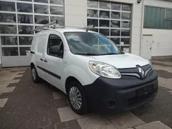 Weiß Gebraucht 2020 Renault Kangoo Rapid Extra Van / Kleinbus | 10.115 € (Fairer Preis)