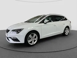 Weiss Gebraucht 2019 Seat Leon ST FR Kombi | 17.089 € (Teuer)