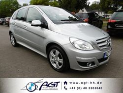 Polarsilber Gebraucht 2009 Mercedes B180 Van / Kleinbus | 5.900 € (Fairer Preis)