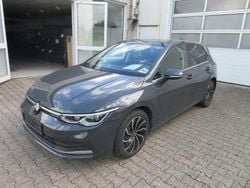 Uranograu Gebraucht 2022 VW Golf VIII Style Limousine | 24.988 € (Fairer Preis)