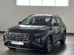 Grau Gebraucht 2021 Hyundai Tucson SUV | 24.490 € (Fairer Preis)