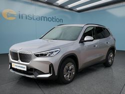 Silber Neu 2025 BMW iX1 SUV | 43.849 € (Superpreis)