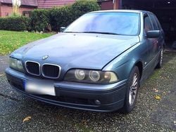 Grau Gebraucht 2002 BMW 520 Kombi | 1.450 € (Guter Preis)