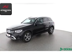 Schwarz Gebraucht 2022 Mercedes 200 SUV | 35.480 € (Fairer Preis)