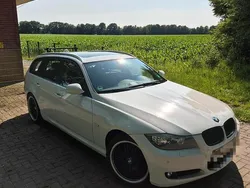 Weiß Gebraucht 2012 BMW 318 Kombi | 6.249 € (Superpreis)