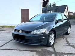 Grau Gebraucht 2015 VW Golf Limousine | 9.300 € (Guter Preis)