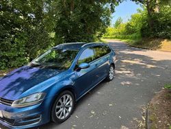 Blau Gebraucht 2014 VW Golf VII Kombi | 10.990 € (Teuer)