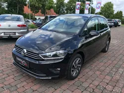 Schwarz Gebraucht 2017 VW Golf Sportsvan Sound Van / Kleinbus | 14.490 € (Guter Preis)