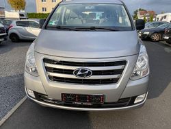 Silber Gebraucht 2014 Hyundai H-1 Van / Kleinbus | 11.999 € (Teuer)
