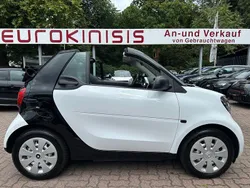 Schwarz Gebraucht 2018 Smart ForTwo Cabrio Cabrio | 13.499 € (Guter Preis)