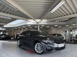 Mineralgrau metallic Gebraucht 2022 BMW 320e M Sport Kombi | 27.950 € (Fairer Preis)