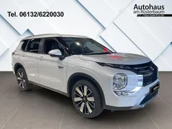 Weiss Neu 2025 Mitsubishi Outlander P-HEV Intro Edition SUV | 49.880 € (Fairer Preis)