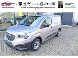 Grau Gebraucht 2023 Opel Combo Van / Kleinbus | 19.790 € (Fairer Preis)