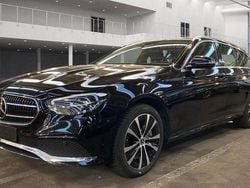 Schwarz Gebraucht 2022 Mercedes E300 Limousine | 32.590 € (Guter Preis)