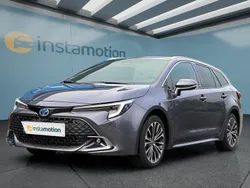 Grau Gebraucht 2024 Toyota Corolla Kombi | 28.749 € (Etwas zu teuer)