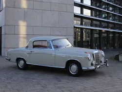 Weiß Gebraucht 1960 Mercedes 220 SE Coupé | 79.995 €