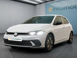 Weiß Neu 2025 VW Polo Kleinwagen | 24.449 € (Etwas zu teuer)