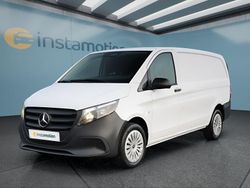 Weiß Gebraucht 2024 Mercedes Vito Van / Kleinbus | 36.299 € (Teuer)
