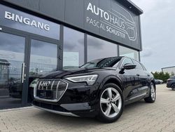 Brillantschwarz Gebraucht 2022 Audi e-tron SUV | 26.950 € (Guter Preis)