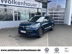 Blau Gebraucht 2025 VW Tiguan Life SUV | 39.950 € (Etwas zu teuer)