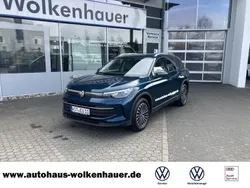 Blau Neu 2025 VW Tiguan Life SUV | 43.950 € (Etwas zu teuer)