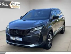 Grau Gebraucht 2023 Peugeot 5008 Allure Van / Kleinbus | 28.890 € (Fairer Preis)