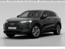 Schwarz Neu 2025 Audi Q5 Comfort SUV | 67.042 € (Fairer Preis)