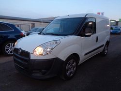 Weiß Gebraucht 2012 Fiat Doblò Van / Kleinbus | 2.999 € (Fairer Preis)