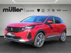 Rot Gebraucht 2021 Peugeot 3008 Allure SUV | 20.490 € (Fairer Preis)
