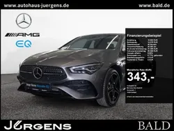 Andere farbe Gebraucht 2023 Mercedes CLA250e AMG Limousine | 36.440 € (Guter Preis)