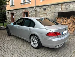 Silber Gebraucht 2006 BMW 745 Limousine | 7.800 €