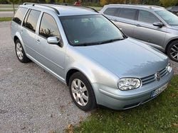 Blau Gebraucht 2003 VW Golf IV Pacific Kombi | 1.900 € (Etwas zu teuer)
