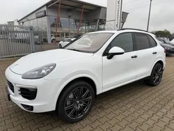 Weiß Gebraucht 2017 Porsche Cayenne S Platinum Edition SUV | 51.000 € (Teuer)