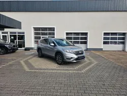 Lunar silver m. Gebraucht 2017 Honda CR-V Elegance SUV | 18.500 € (Fairer Preis)