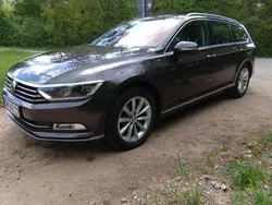 Braun Gebraucht 2016 VW Passat Highline Kombi | 16.800 € (Fairer Preis)