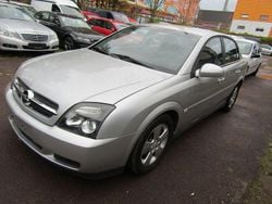 Silber Gebraucht 2003 Opel Vectra Limousine | 2.990 € (Etwas zu teuer)