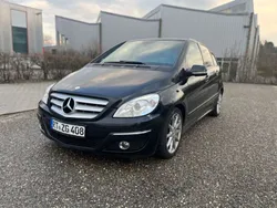 Schwarz Gebraucht 2008 Mercedes B180 Van / Kleinbus | 4.599 € (Fairer Preis)