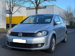 Silber Gebraucht 2010 VW Golf Plus Cross Team Van / Kleinbus | 6.999 € (Fairer Preis)