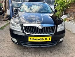 Schwarz Gebraucht 2009 Skoda Octavia Ambiente Kombi | 2.999 €