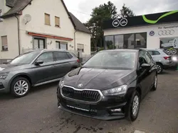 Blackmagicperleffekt Neu 2025 Skoda Fabia Selection Limousine | 20.900 € (Fairer Preis)