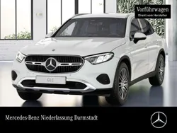 Polarweiß Gebraucht 2024 Mercedes GLC220 AMG SUV | 56.550 €